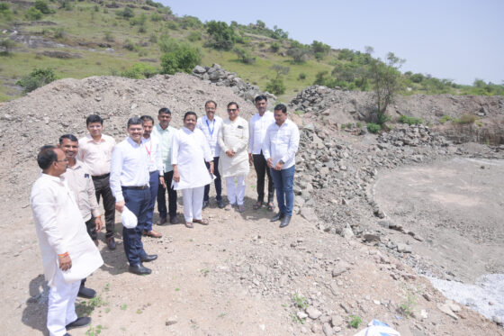 जलजीवन मिशन अंतर्गत सार्वजनिक पाणीपुरवठा योजना प्रकल्प जागेची पाहणी