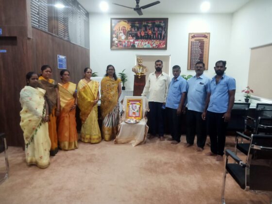 उमाजी नाईक जयंती साजरी करताना